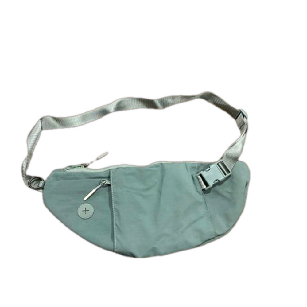 TOP PAW Adjustable Belt Bag to carry Dog treats, Bags, Sage Green - Like New